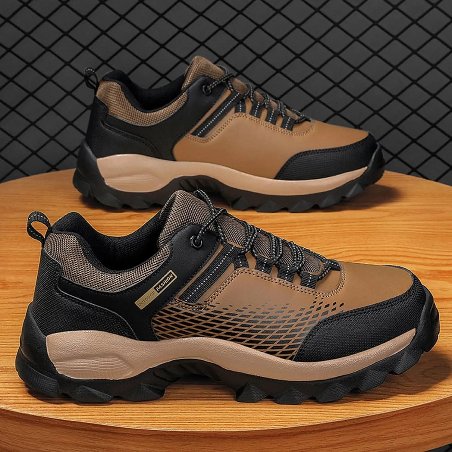 2022 Men's Outdoor Hiking Shoes Light Casual Sports Round Toe Comfortable Fashion Sports Running Shoes Mens Fashion Sneaker
