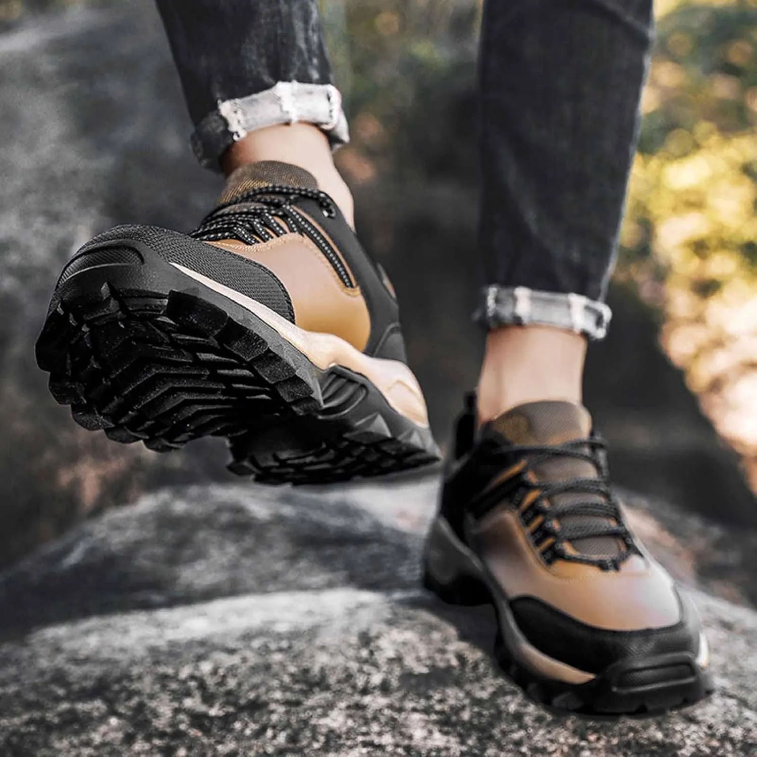 2022 Men's Outdoor Hiking Shoes Light Casual Sports Round Toe Comfortable Fashion Sports Running Shoes Mens Fashion Sneaker