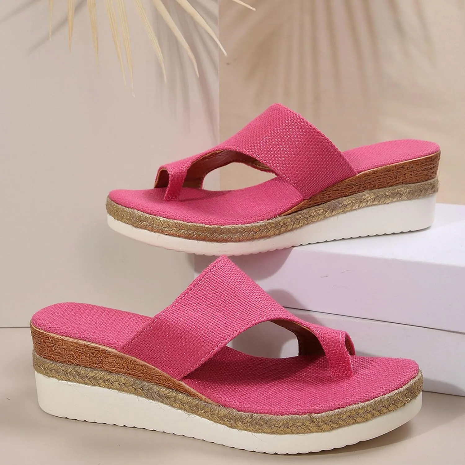 Beach Sandals for Woman Casual Summer Flip Flops Clip Toe Flat Sandal White Platform Hiking Workout Shoes