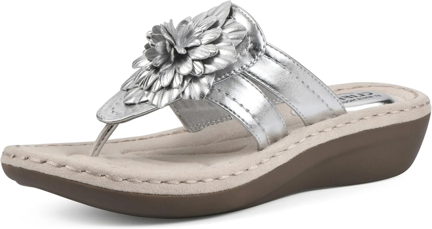 CLIFFS BY WHITE MOUNTAIN Women's Cassia Mini Wedge Flower Flip Flop Sandal