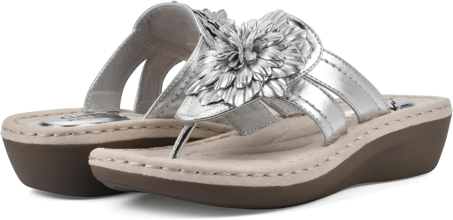 CLIFFS BY WHITE MOUNTAIN Women's Cassia Mini Wedge Flower Flip Flop Sandal
