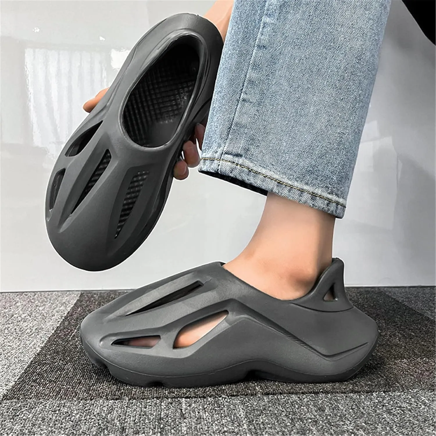 Fashion Trend foam runners for kids sneakers boys cloud slides pillow running shoes girls sandals Big kids outdoor indoor slippers Little Kids