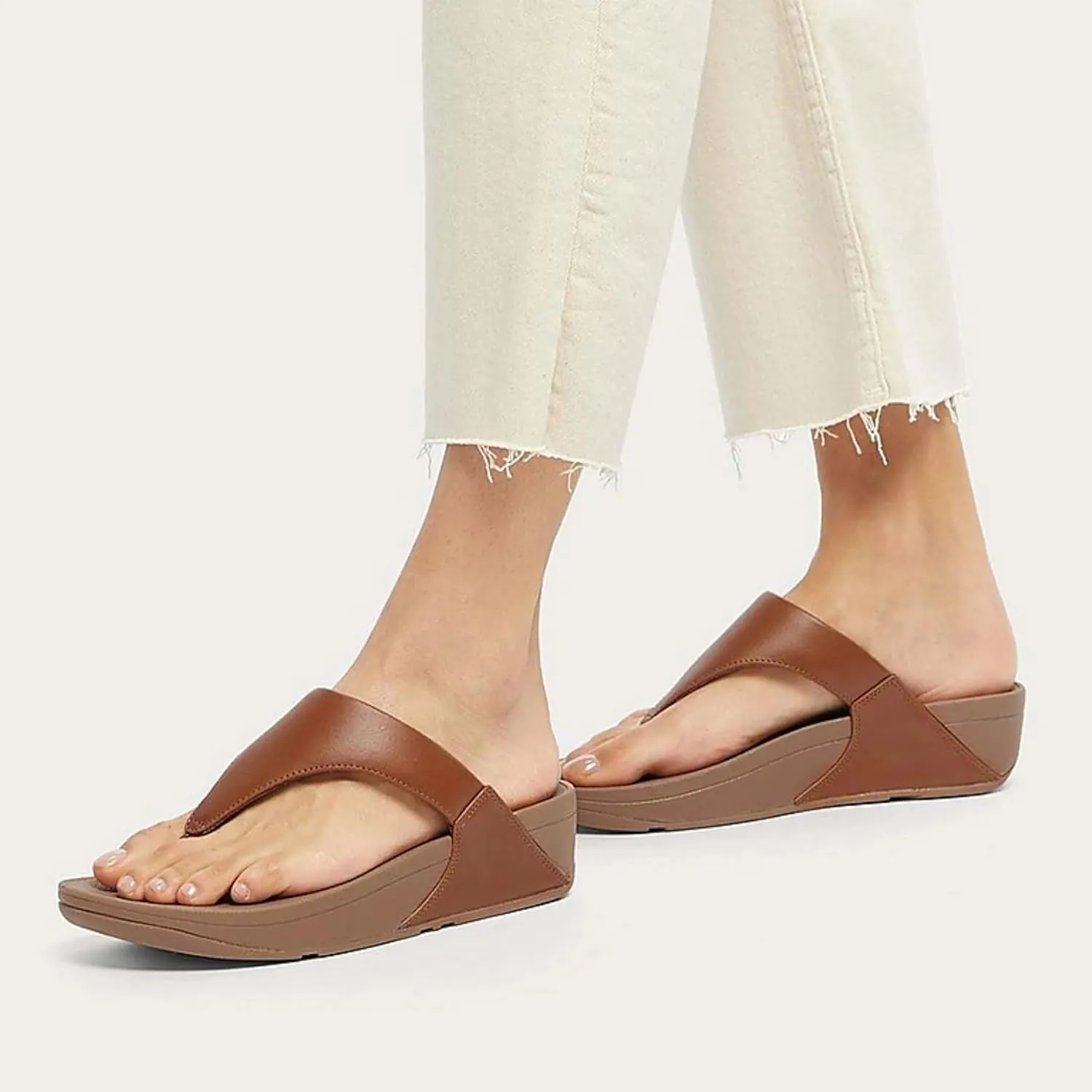 FitFlop Women's Lulu Leather Toe-Post Thong Sandals