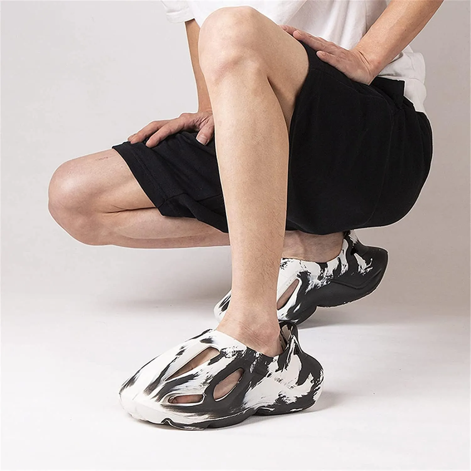 Foam Runner Shoes, Man Womens Foam Runner Sneakers Pillow Cloud Shoes Slides, Non-Slip Quick-Drying Breathable Super Soft