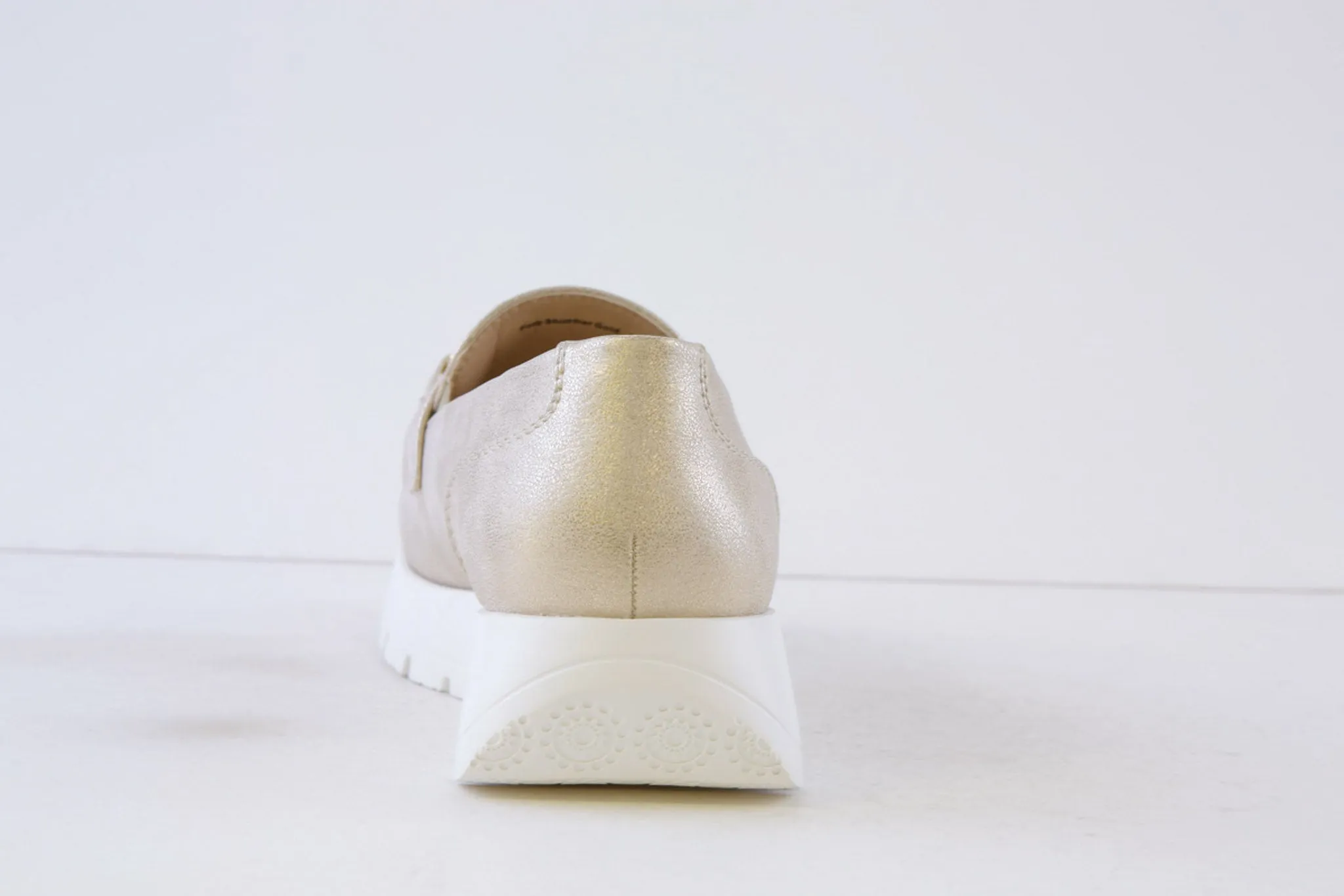 HEAVENLY FEET - FOXY SHIMMER LOW WEDGE SLIP-ON SHOE - GOLD