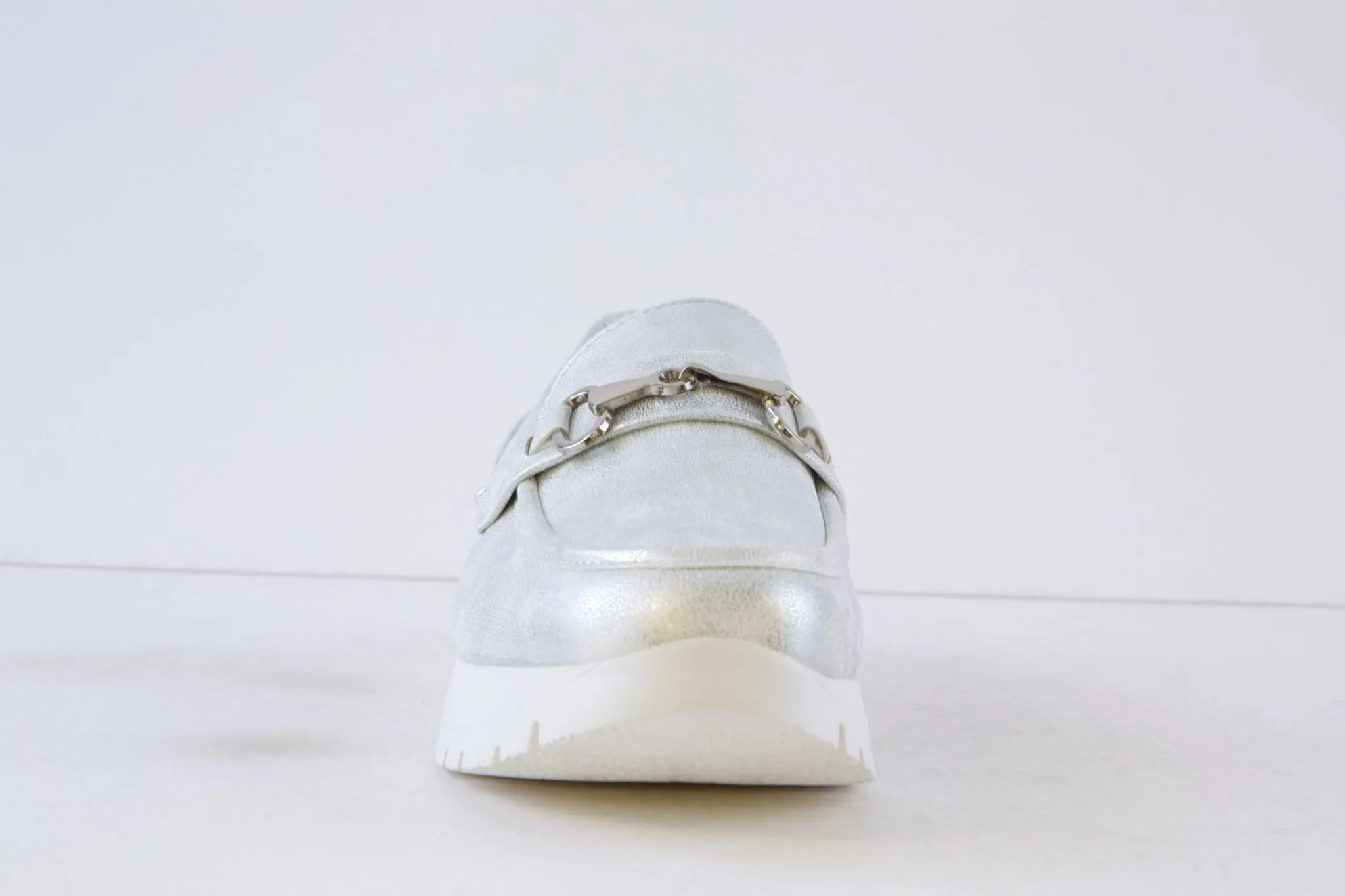HEAVENLY FEET - FOXY SHIMMER LOW WEDGE SLIP-ON SHOE - SILVER