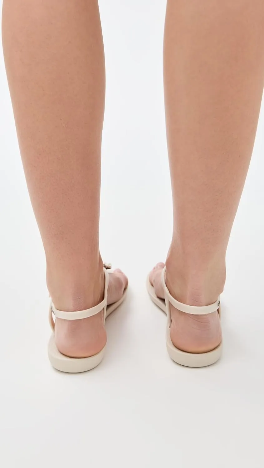 Ipanema Women's Class Connect Ii Sandals