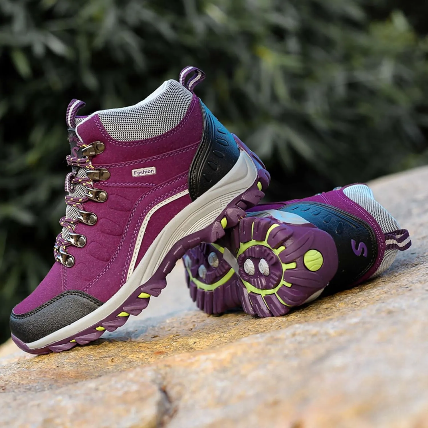 Mens And Womens Anti Slip And Wear Resistant Lace Up Hiking Boots Comfortable And Breathable Walking Boots Rubber Soles Scenic Spots Tourist Boots Couple Park Walking Boots Rock Climbing Boots