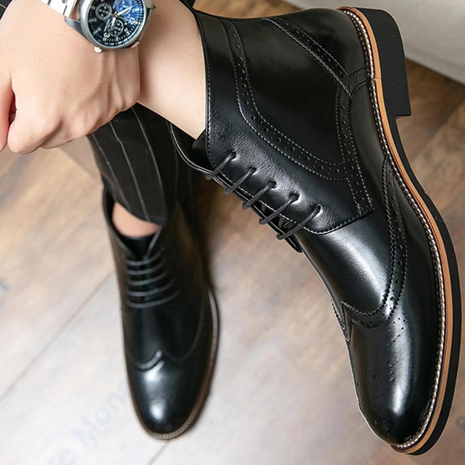 Men's Leather Wingtip Carving Lace Up Chelsea Dress Boots Fashion British Style Pointed Toe Brogue Oxford Boots Casual Business Formal Boots