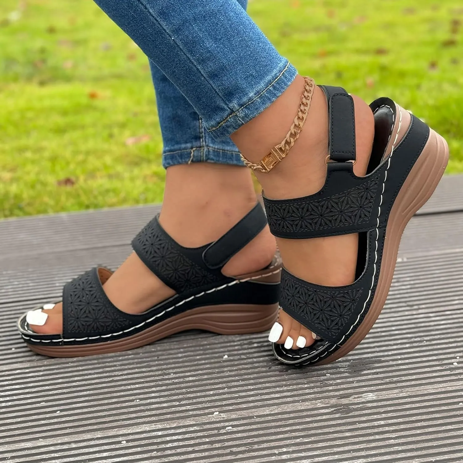 New Fish Mouth Slotted Buckle Wedge Platform Casual Women's Sandals Texture Surface Summer Wedges Sandals for Women