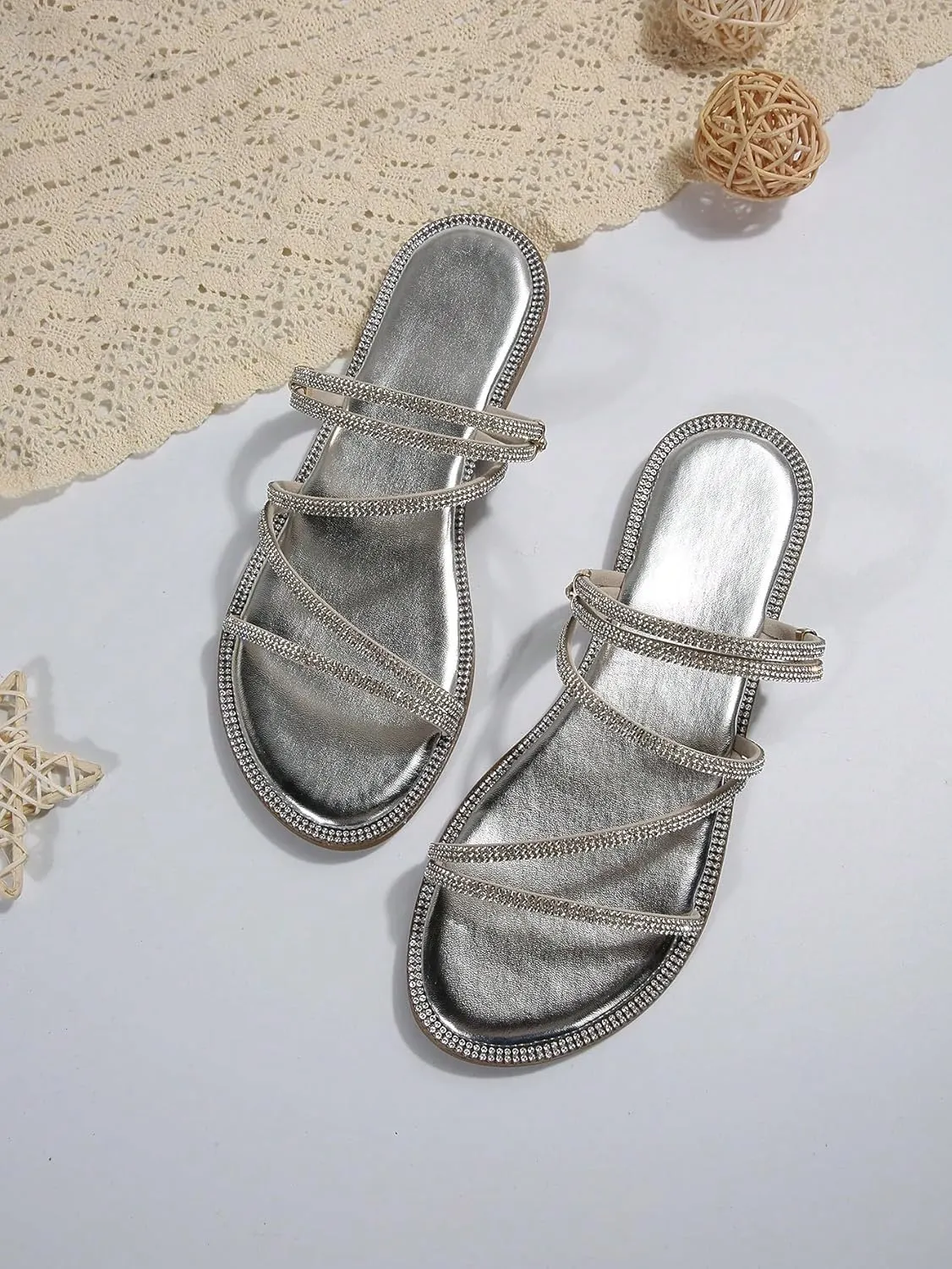 OYOANGLE Women's Rhinestone Strappy Open Toe Slide Sandals Slip on Casual Flat Sandals