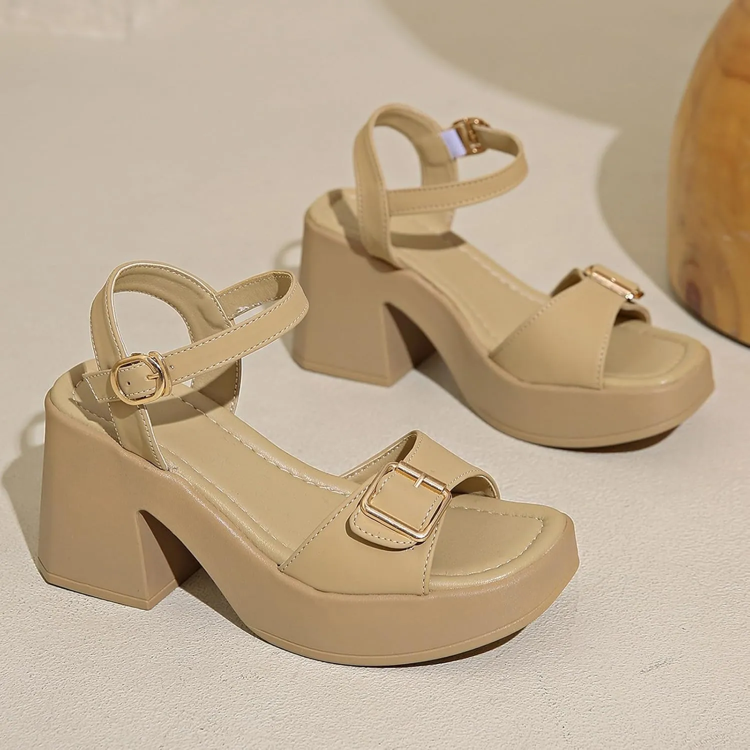 Summer New Women's Shoes Square Toe Belt Buckle Metal Open Toe Buckle Large Size Medium Studded Jelly Sandals for Women