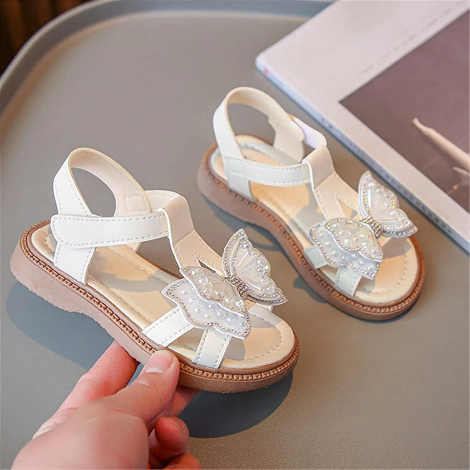 Toddler Girl's Summer 3D Rhinestone Butterfly Sandals Cute Open Toe Princess Flower Girls Party Wedding Dress Shoes