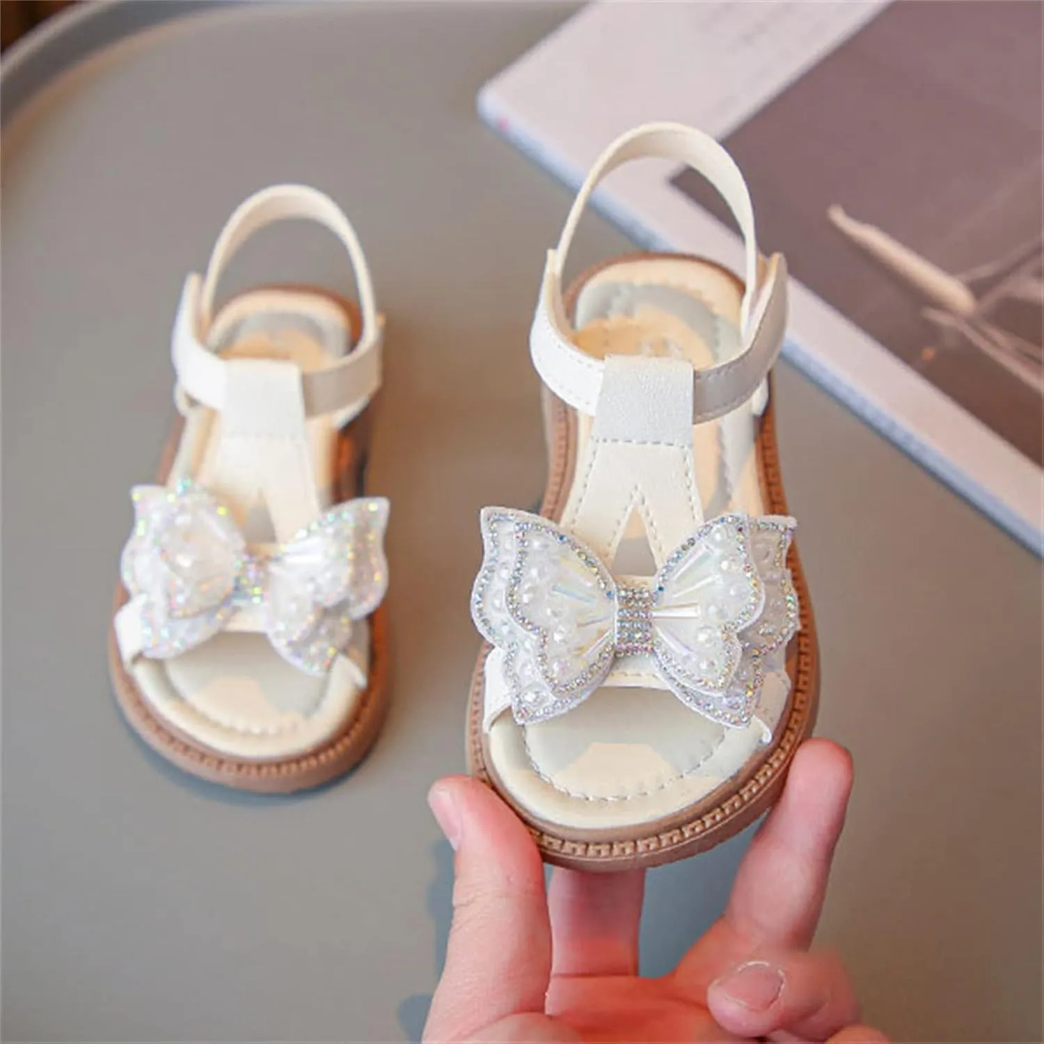 Toddler Girl's Summer 3D Rhinestone Butterfly Sandals Cute Open Toe Princess Flower Girls Party Wedding Dress Shoes