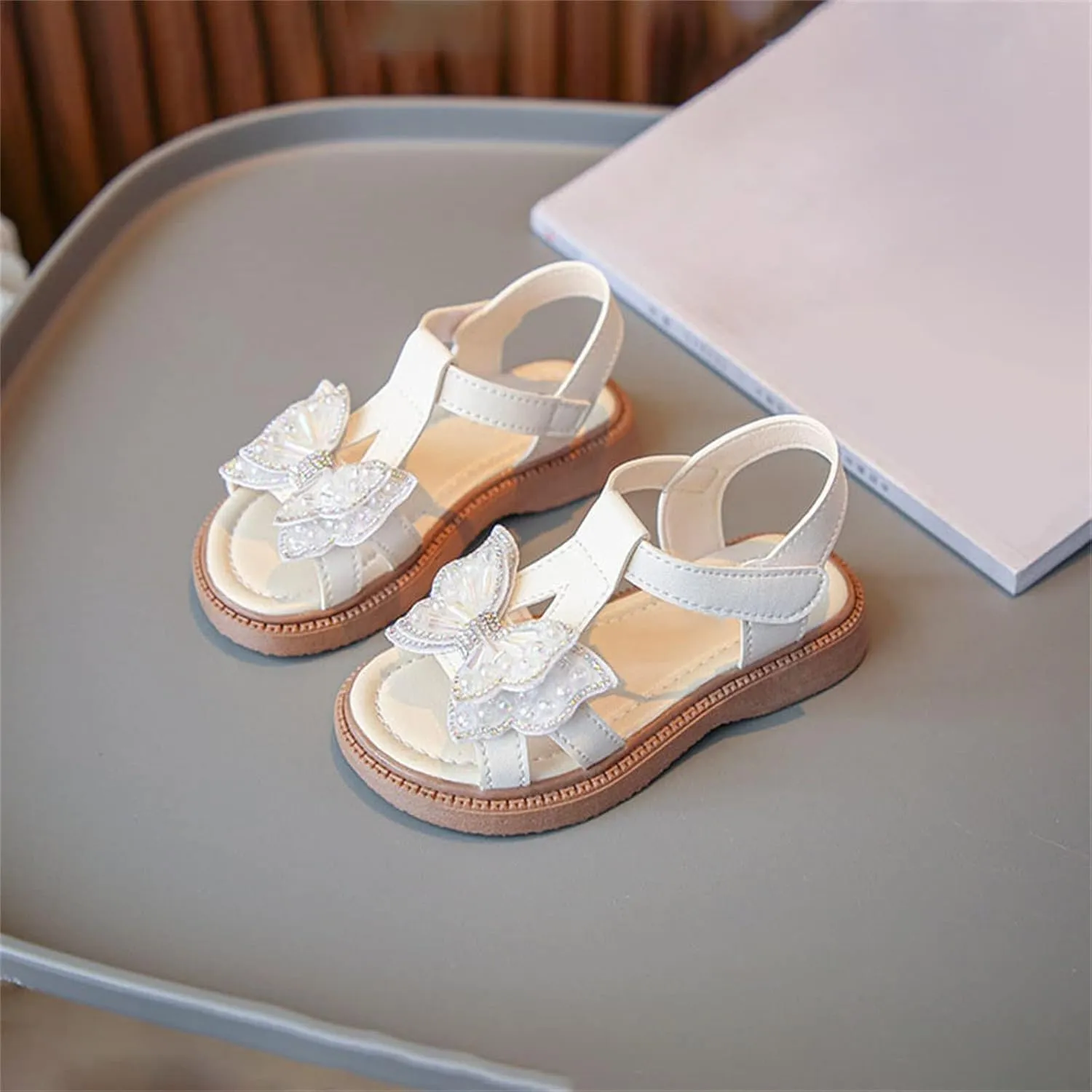 Toddler Girl's Summer 3D Rhinestone Butterfly Sandals Cute Open Toe Princess Flower Girls Party Wedding Dress Shoes
