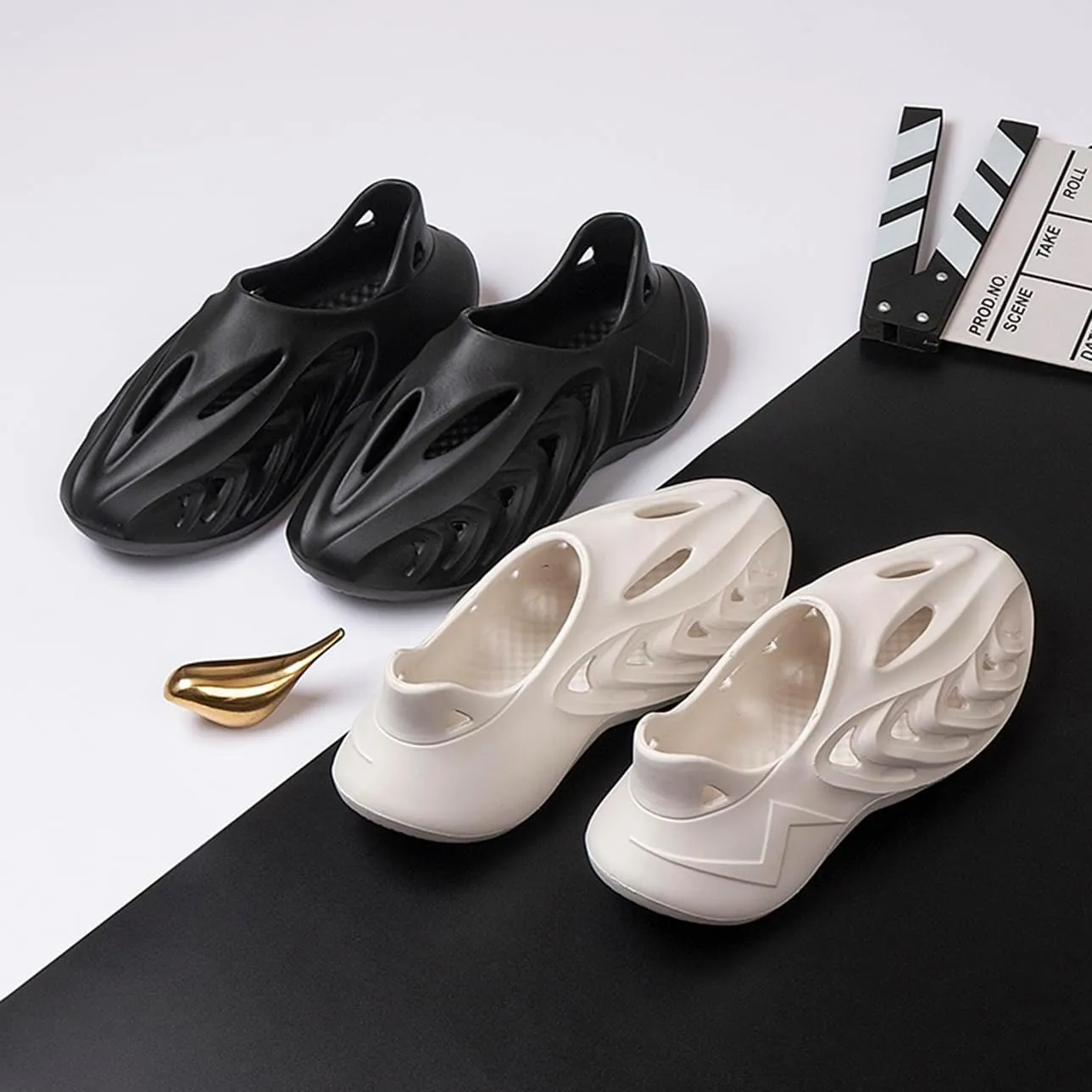 vioxthak Foam Runner Casual Hollow Sports Shoes Closed Toe Cloud Slides Pillow Walking Shoes Running Shoes Foam Runners Sneakers Water Shoes Soft Outdoor Beach Sandals for Women Men
