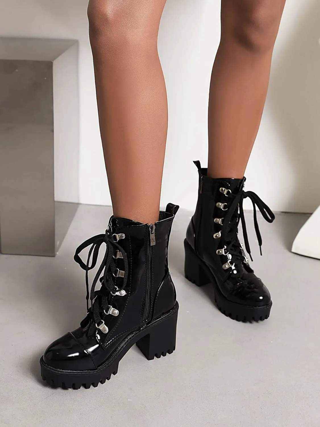 Women's Lace Up Combat Ankle Boots Platform Goth Boots Punk Motorcycle Lug Sole Ankle Booties Chunky High Heel Round Toe Side Zipper Shoes