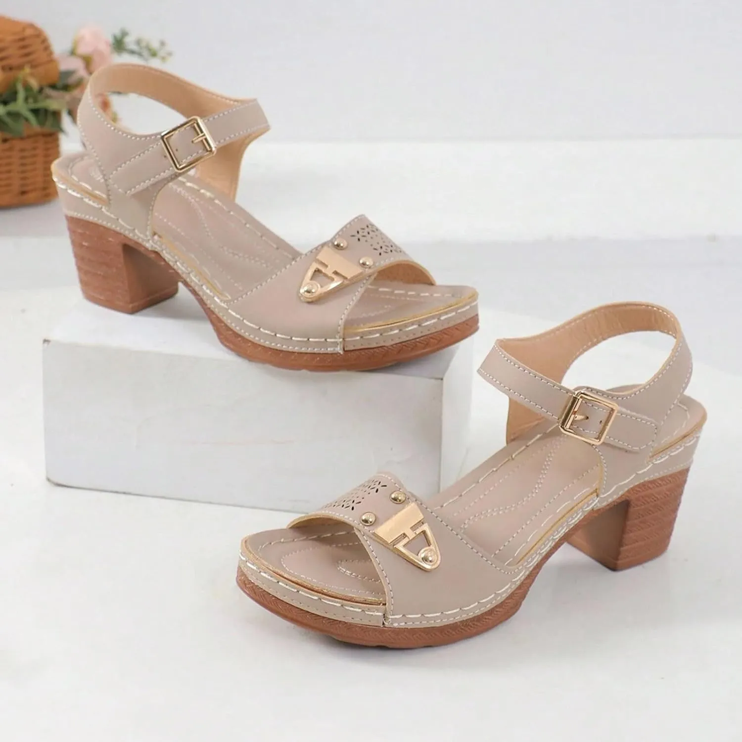 Women's Summer Casual Sandals 2025 Solid Color Comfort Chunky Block Sandals Summer Open Toe Low Heel Shoes Soft Cushion Womens Shoes with Adjustable Strappy Beach Vacation Walking Slippers