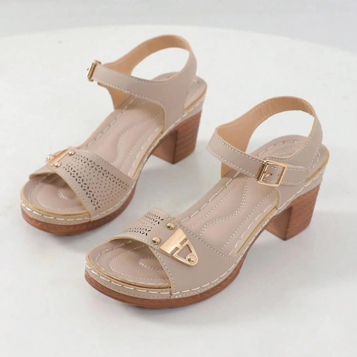 Women's Summer Casual Sandals 2025 Solid Color Comfort Chunky Block Sandals Summer Open Toe Low Heel Shoes Soft Cushion Womens Shoes with Adjustable Strappy Beach Vacation Walking Slippers